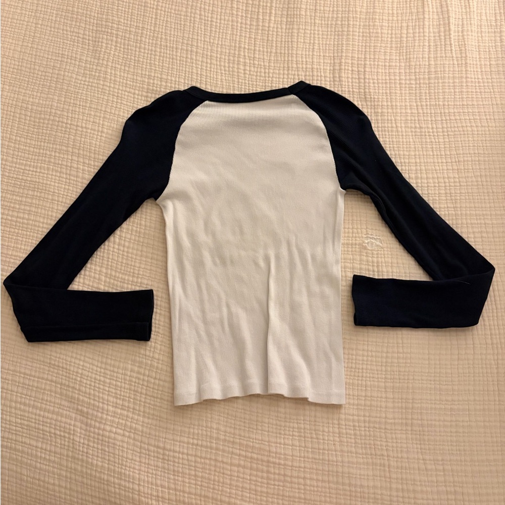 Brandy Melville Black and White Long Sleeve Tee